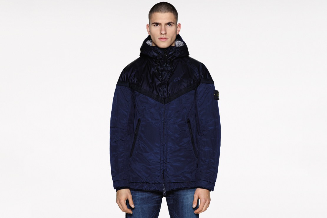 nikelab-stone-island-windrunner-black