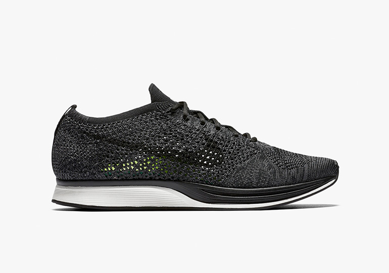 nikelab flyknit racer