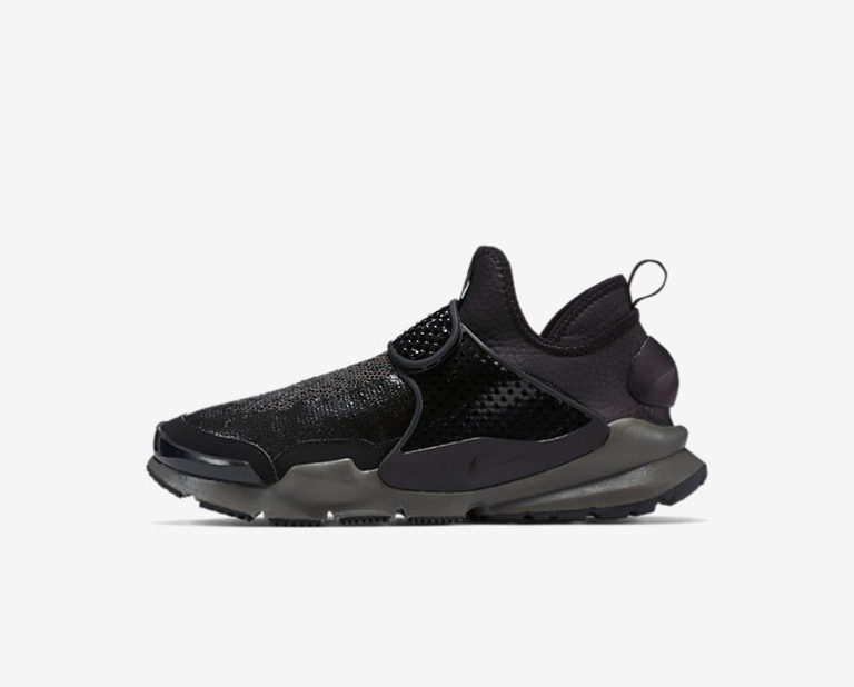 Stone Island x Nike Sock Dart MID – Black | sneakerb0b RELEASES
