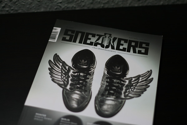 sneakers magazine